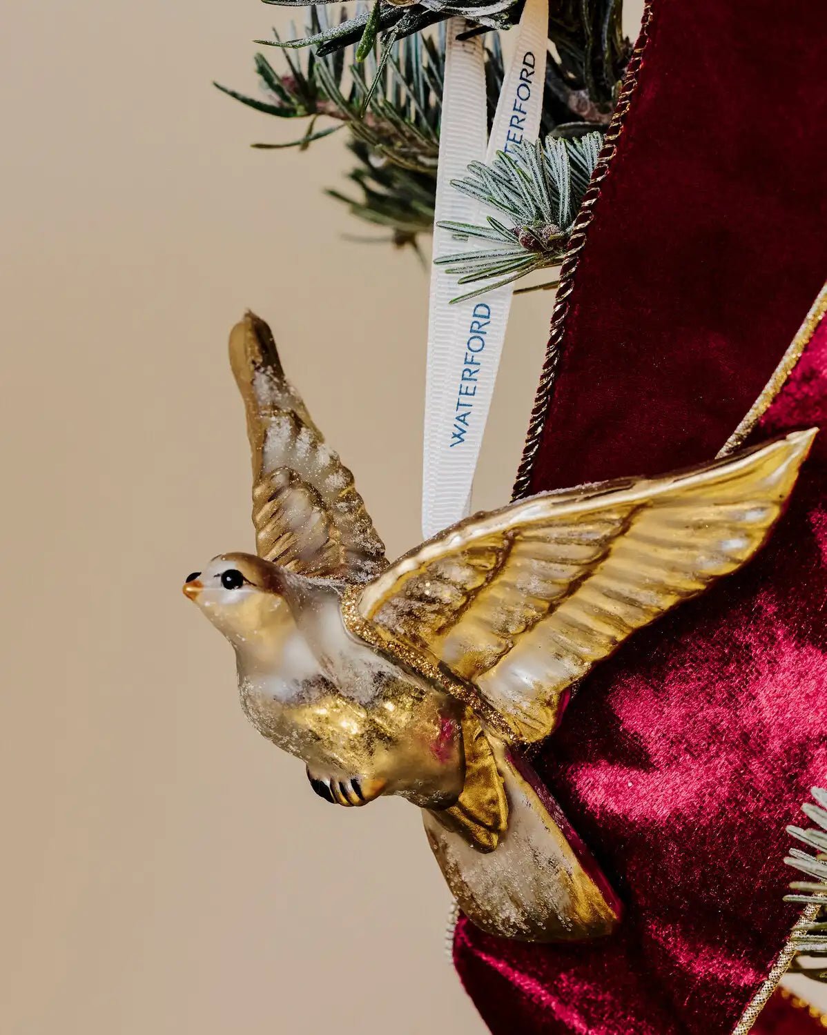 Christmas Holiday Heirlooms Dove Ornament