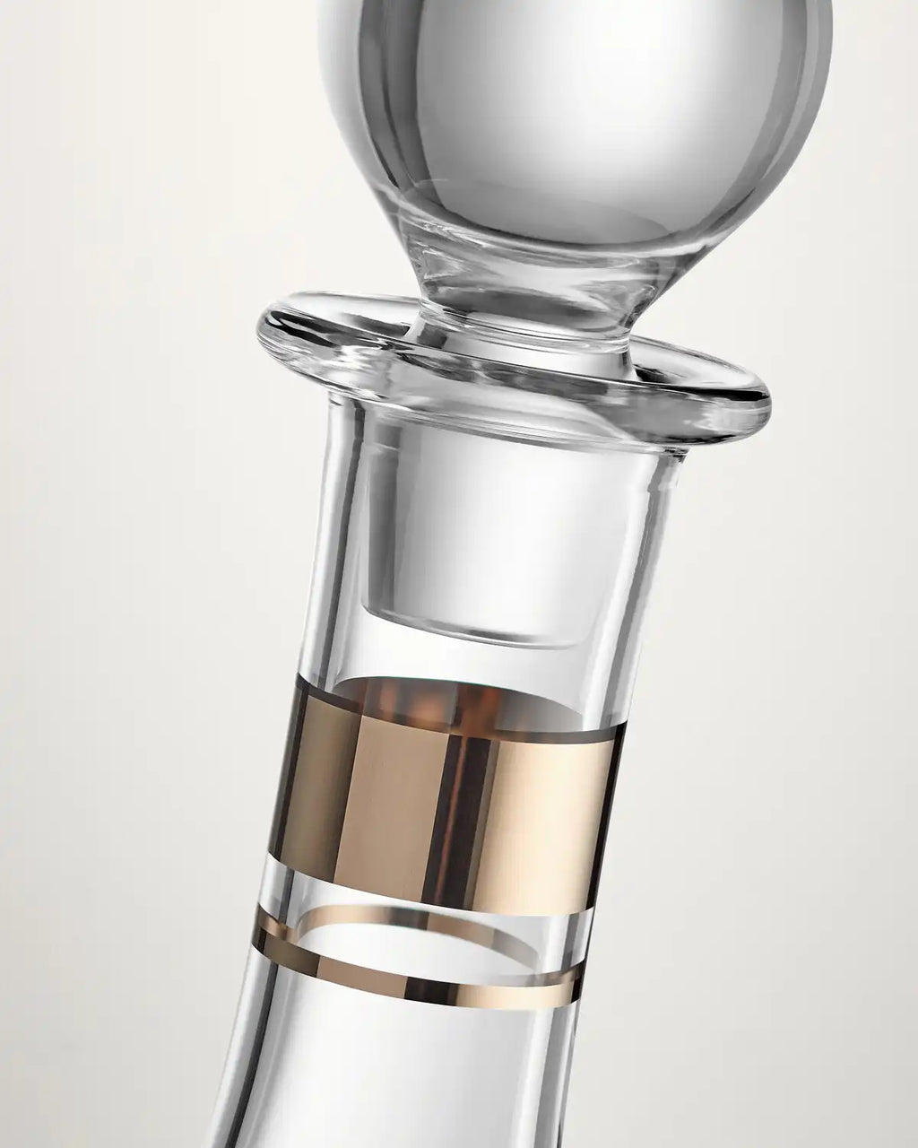 Elegance Tall Decanter with Round Stopper