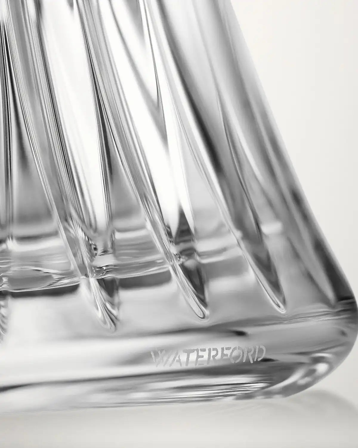 Lismore Diamond Vase