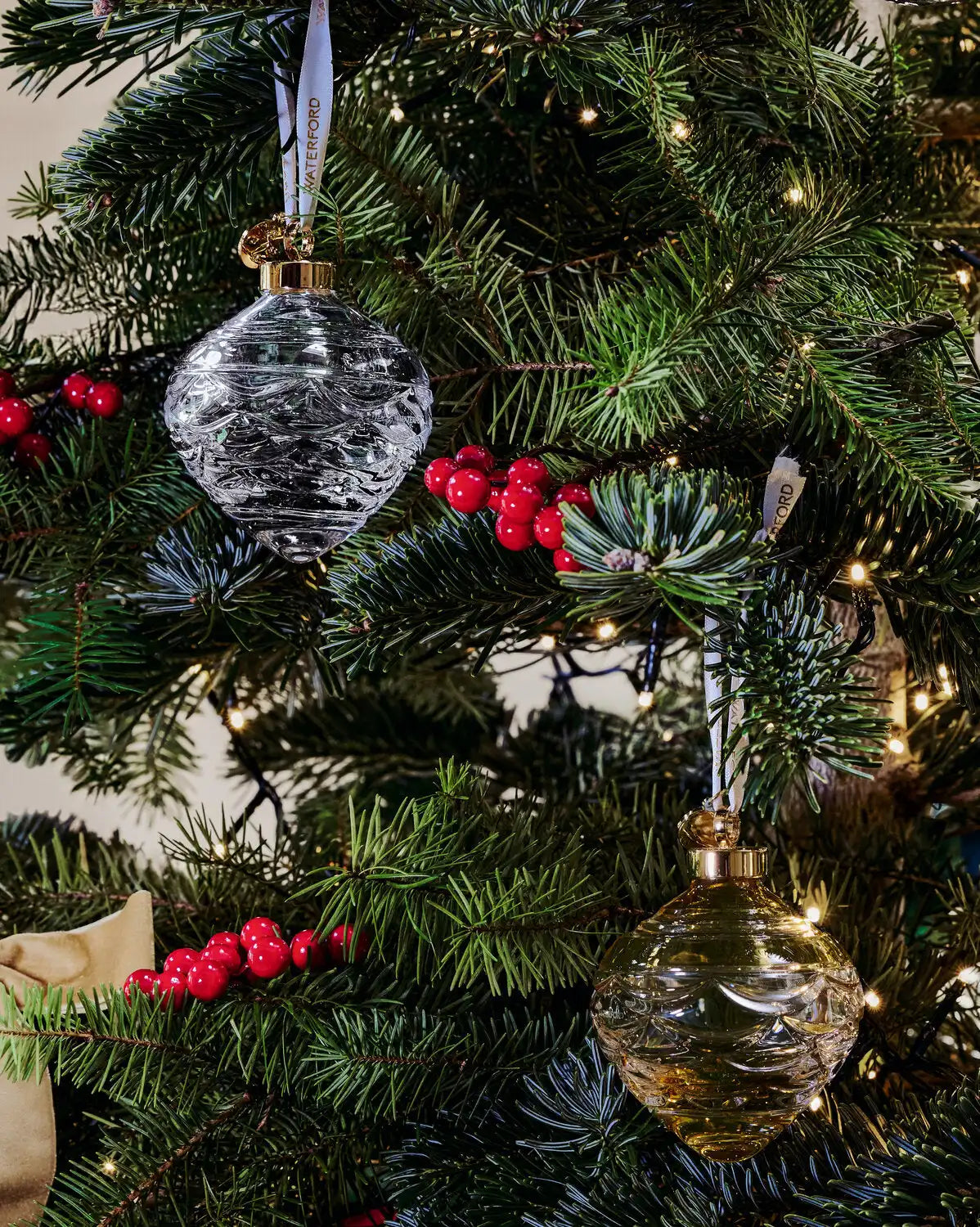 Christmas Winter Wonders Pinecone Bauble Gold