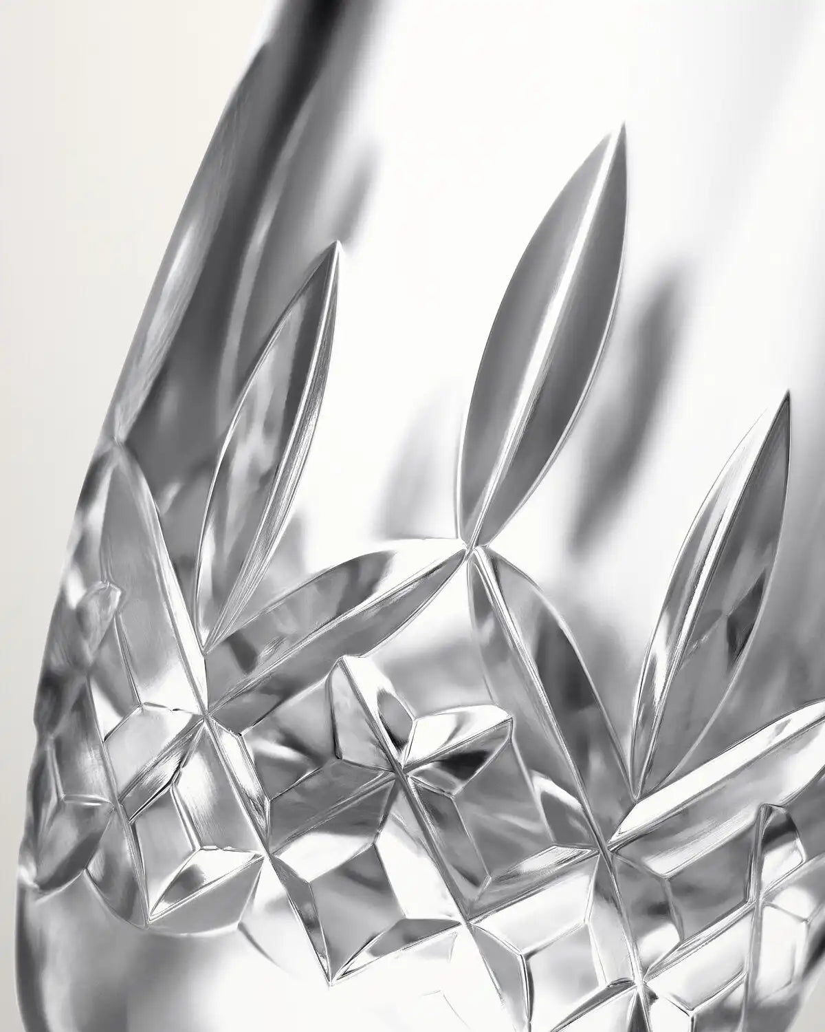 Lismore Essence Bud Vase