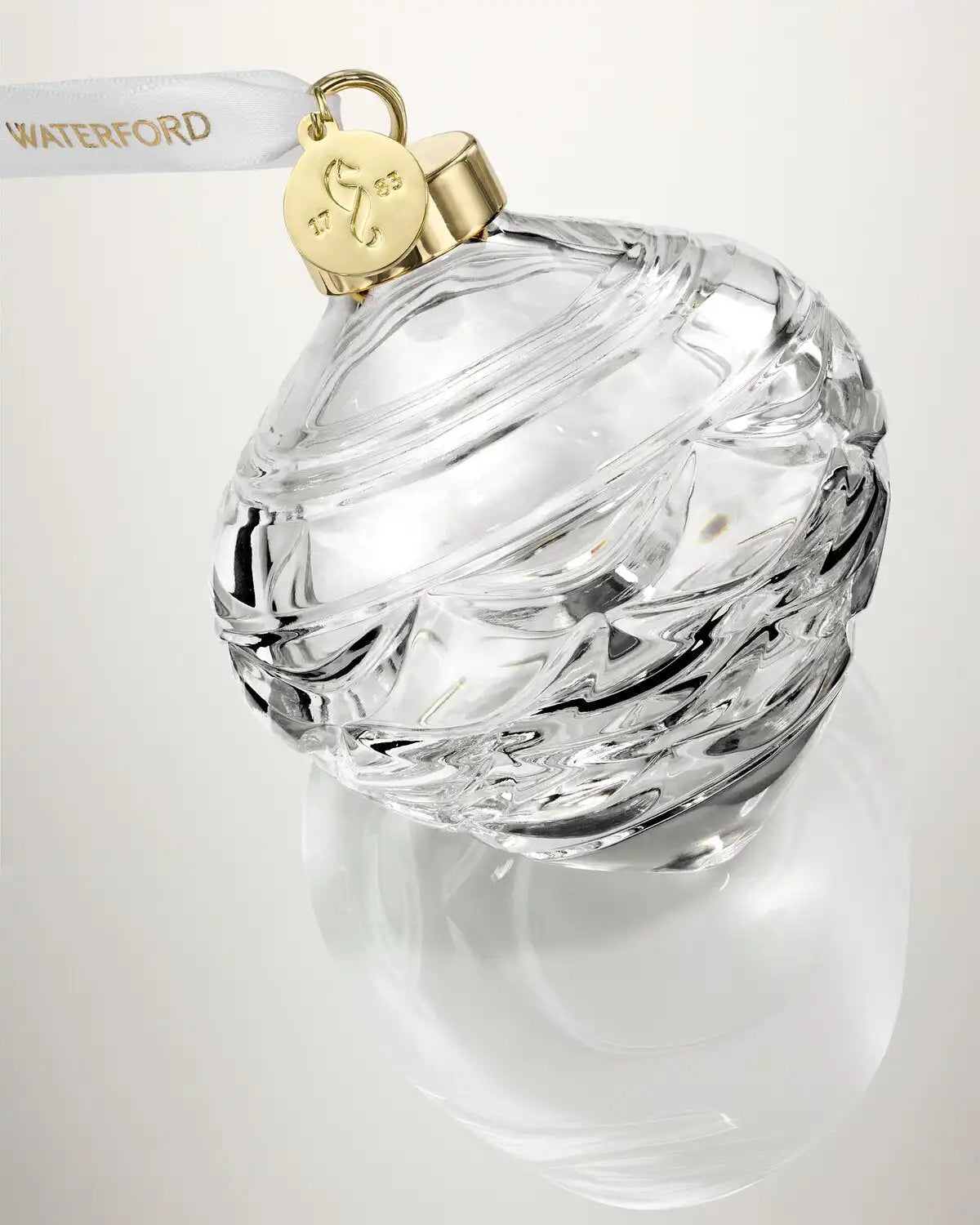 Christmas Winter Wonders Pinecone Bauble