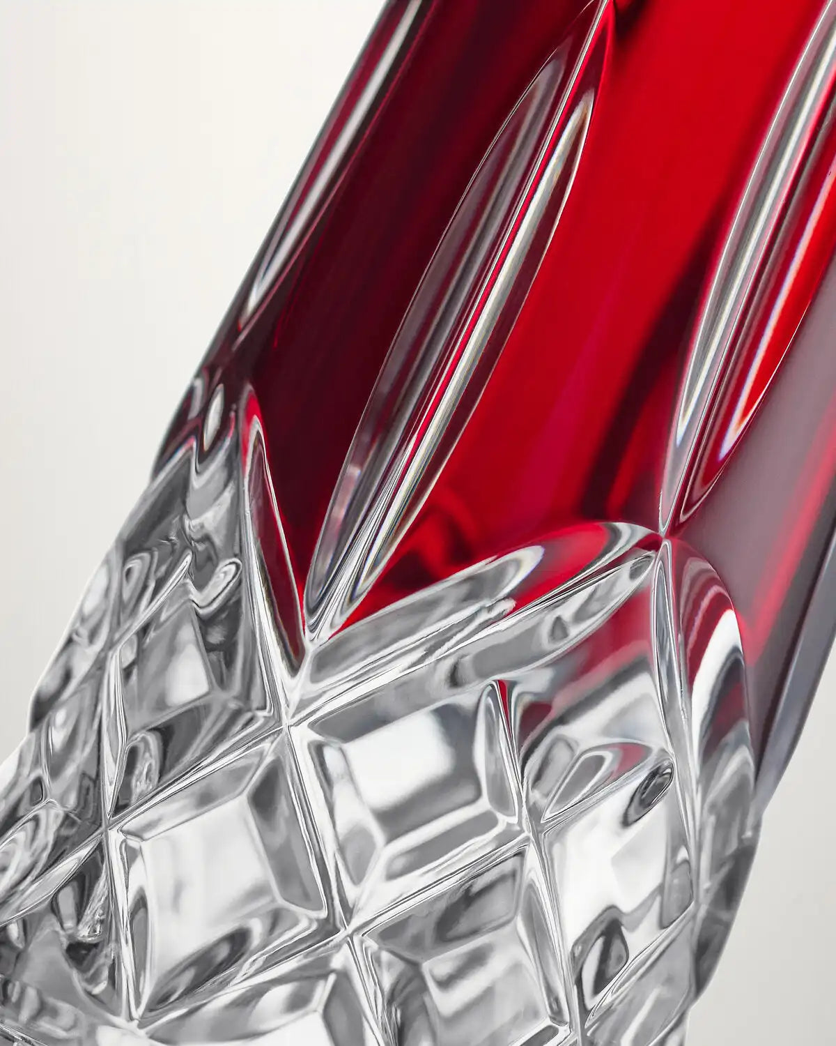 Lismore Red Bud Vase