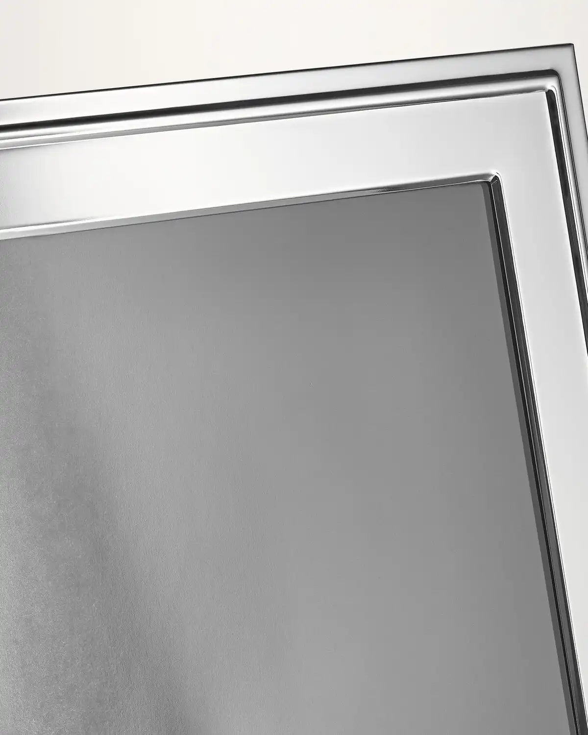 Classic Silver 8x10 Picture Frame