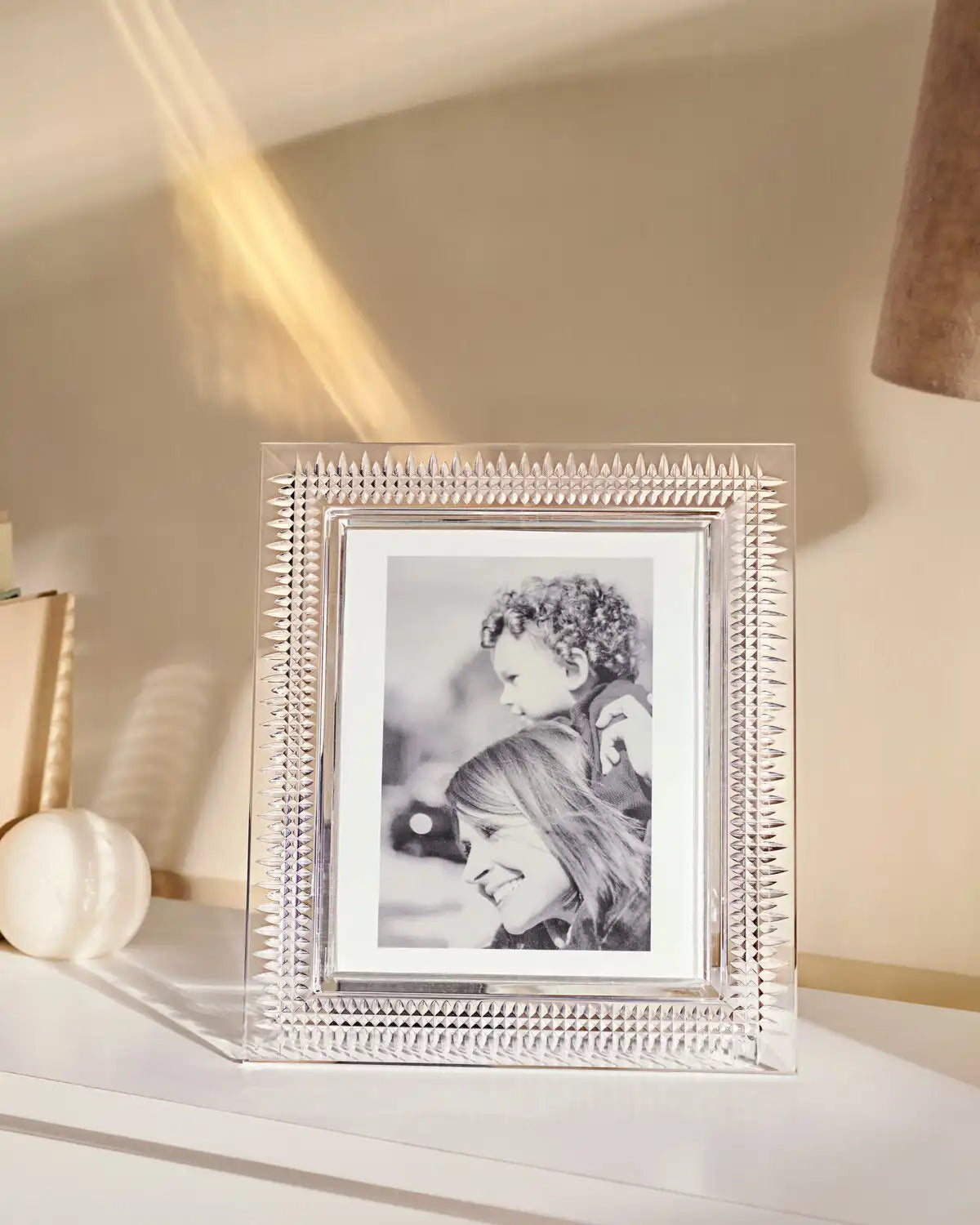 Lismore Diamond 8x10 Picture Frame