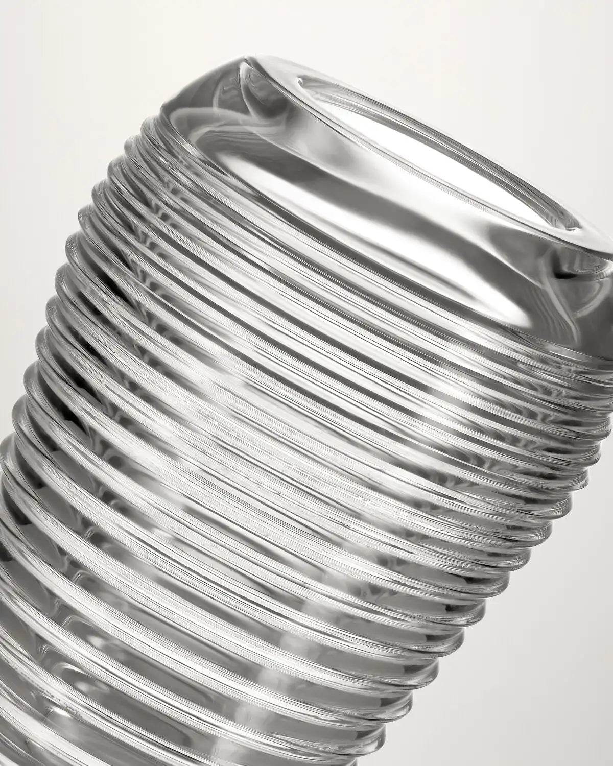 Circon Vase