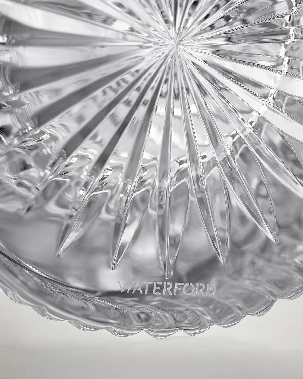Powerscourt Statement Vase