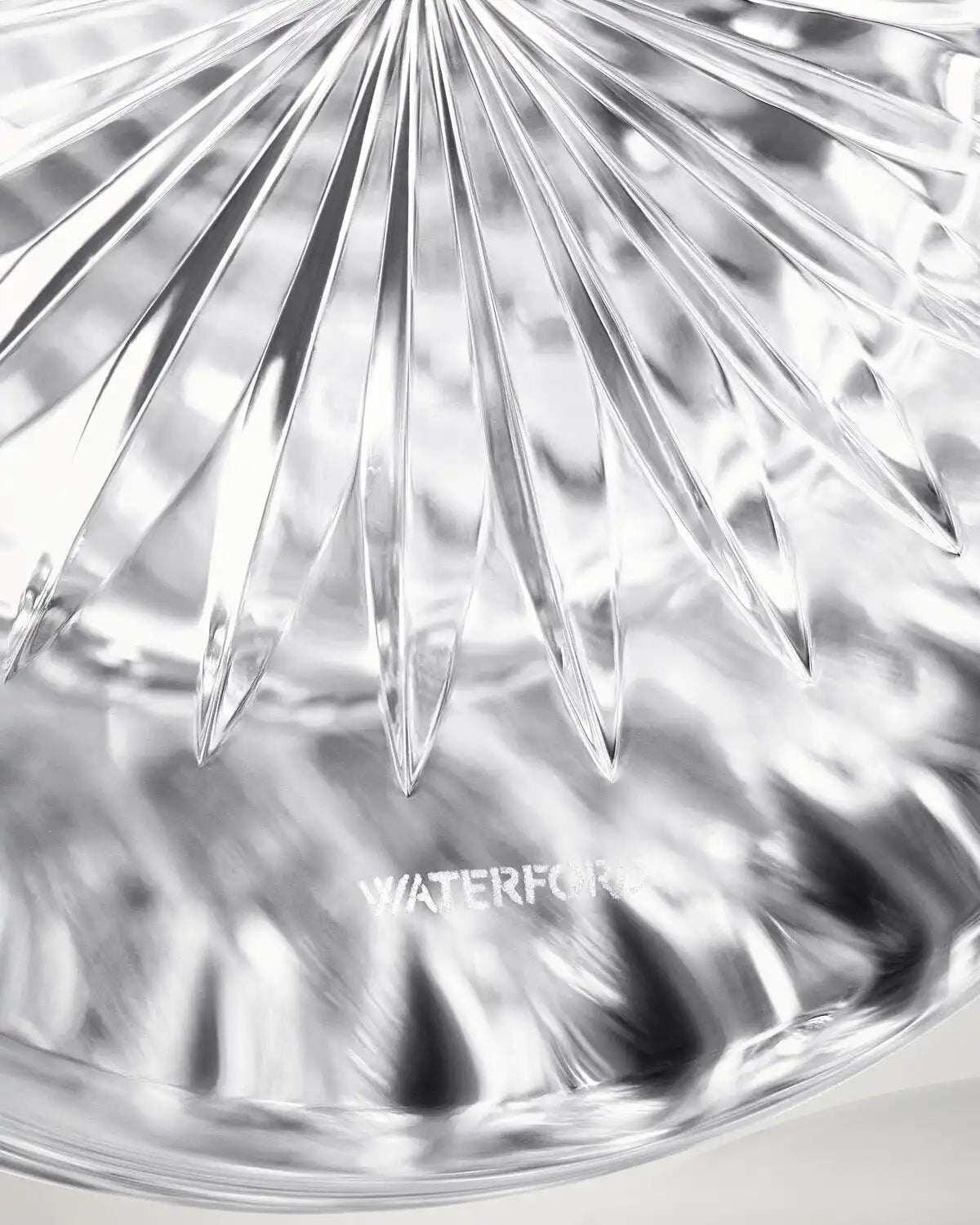 Lismore Diamond Vase